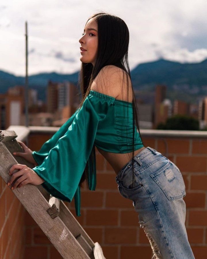 neverb0ring from Greater London,United Kingdom