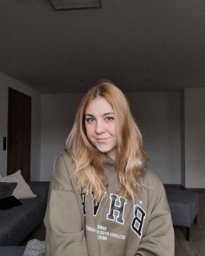 ViviDee from Dorset,United Kingdom